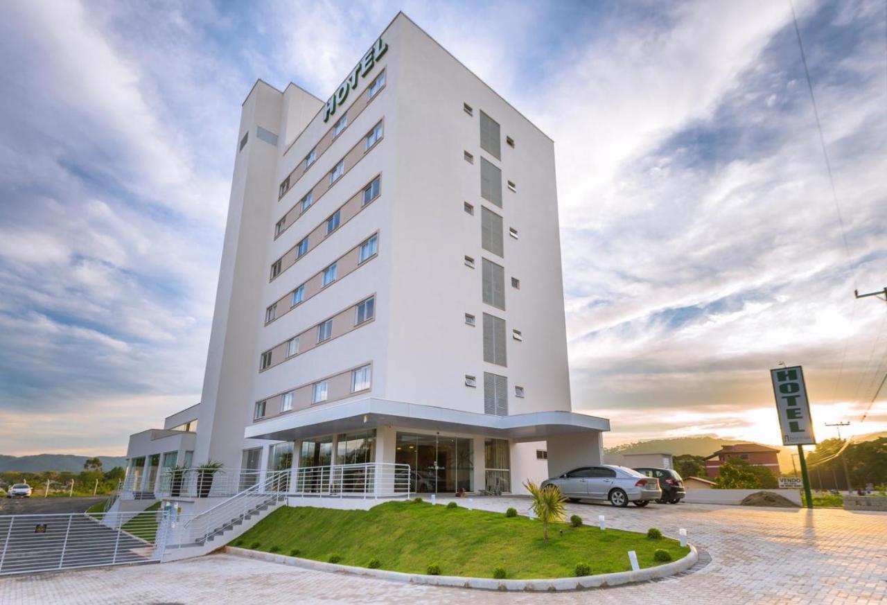 Tri Hotel São João Batista エクステリア 写真